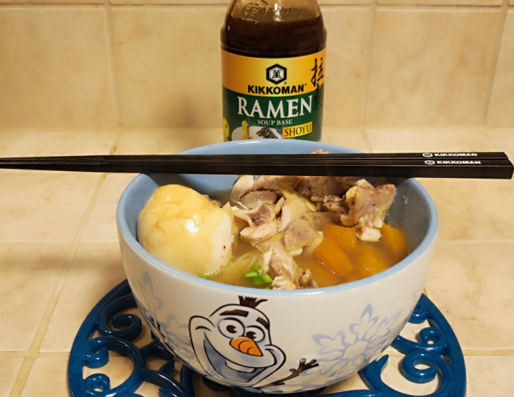 Tépett csirkés ramen